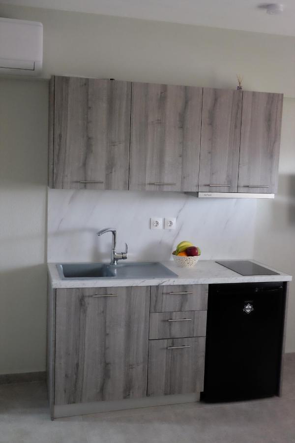 Onar By The Sea Luxurious Apartments Flogita Exterior foto